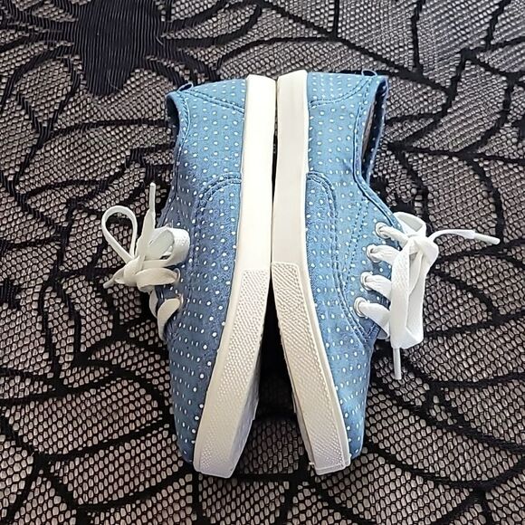 Light Blue & White Polka Dot Sneakers Girls Size 1 - Picture 5 of 8